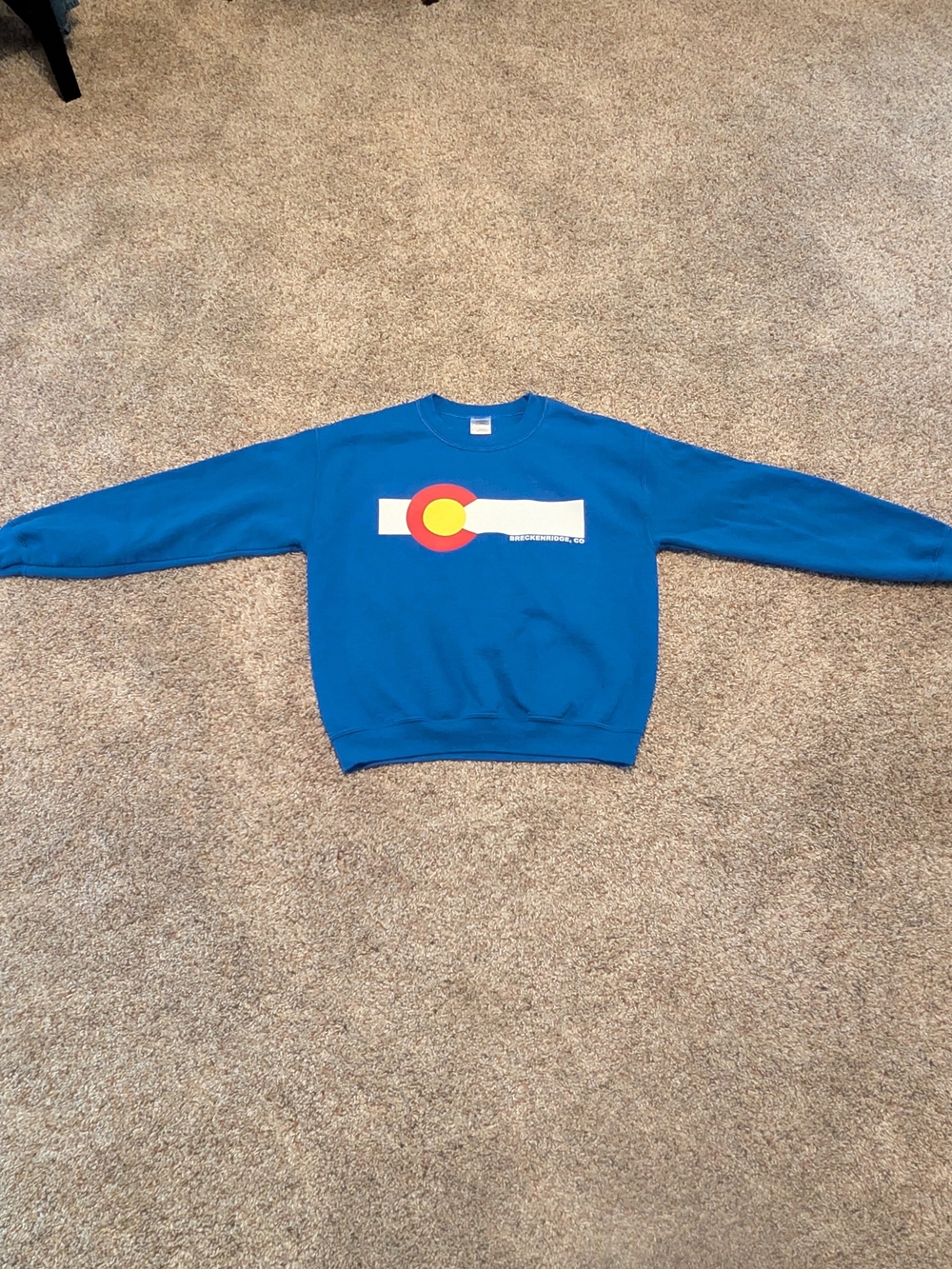 Vintage Style Breckenridge Colorado Flag Blue Crewneck Sweatshirt Medium